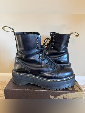{Dr Martens} Jadon Platform Boots M